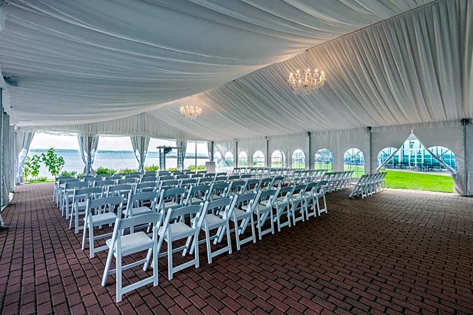 41 Lakefront Hotel, Trademark Collection by Wyndham