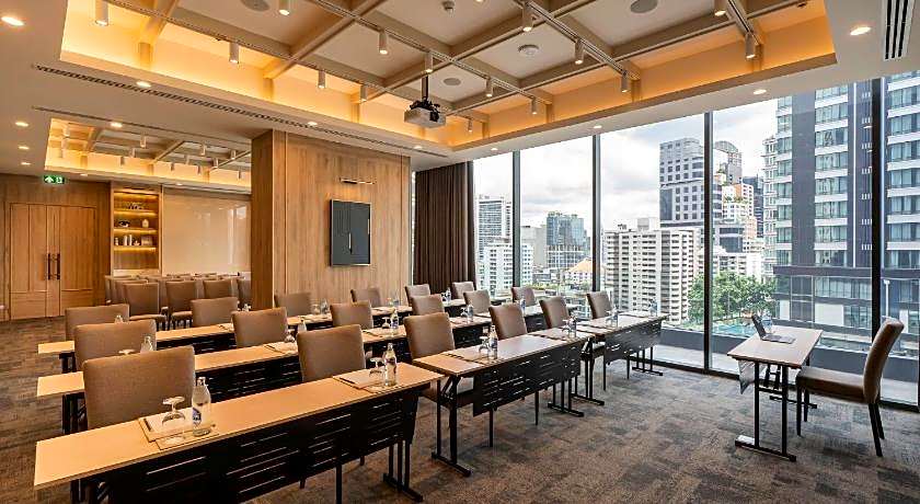 Staybridge Suites Bangkok Sukhumvit By IHG