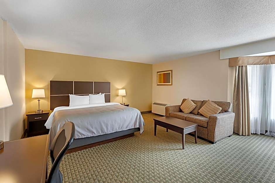 Quality Inn & Suites Brampton