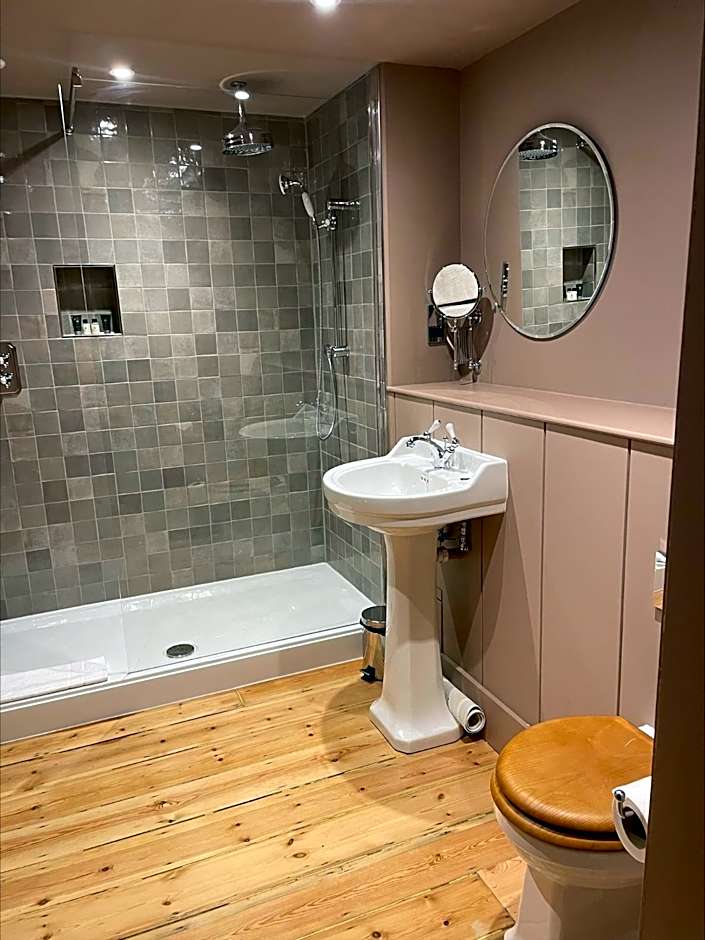 Holbrook Manor & Spa