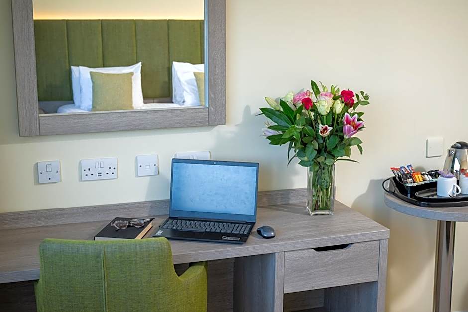 Hellidon Lakes Hotel