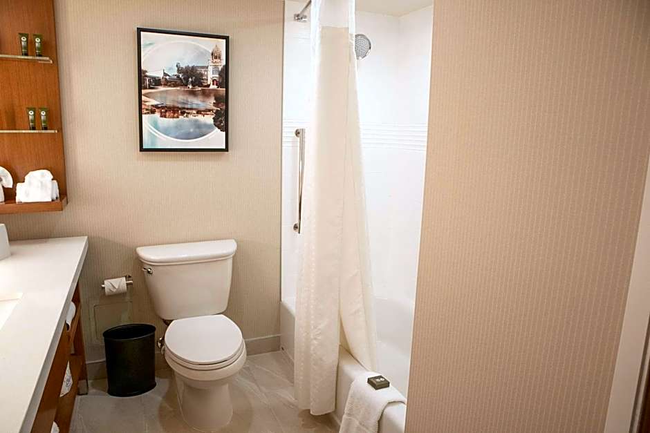 Delta Hotels by Marriott Allentown Lehigh Valley