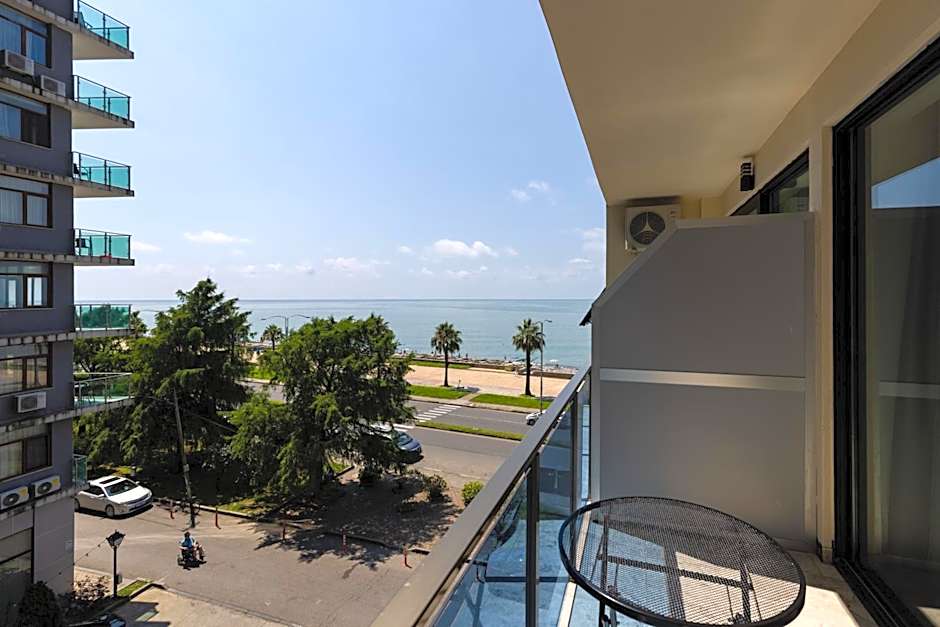 Aqua Batumi Hotel & Apartments