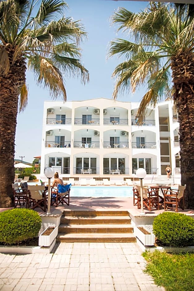Stavros Beach Hotel