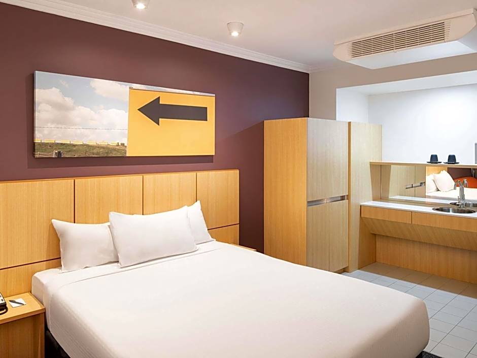 Mercure Sydney Blacktown