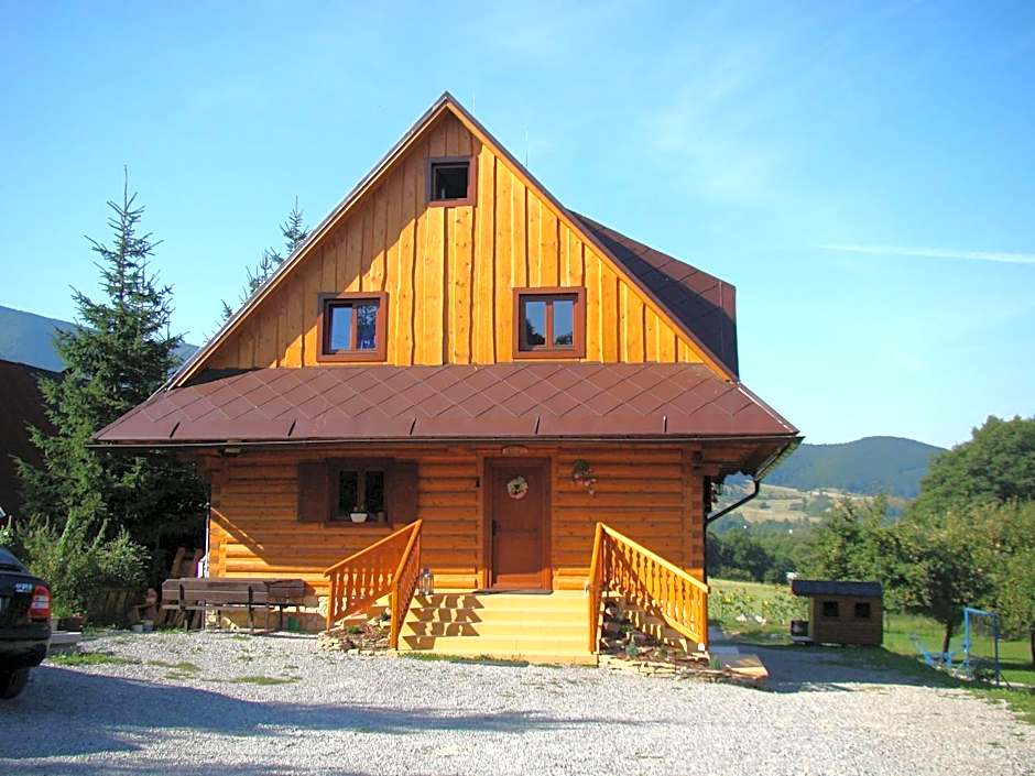 Rekreačná chata pod Jedľovinou, Varín