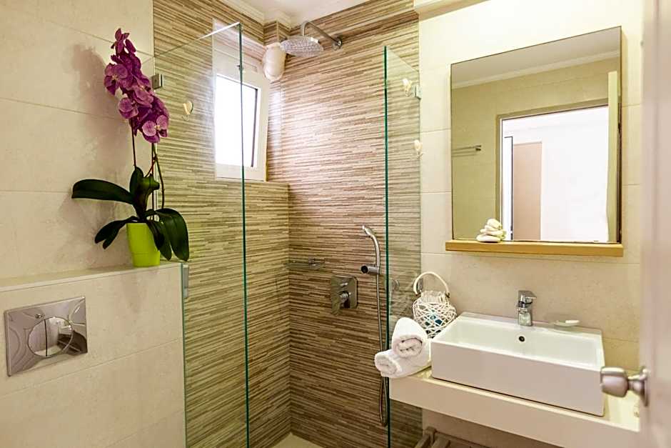 Trefon Hotel Apartments and Family Suites