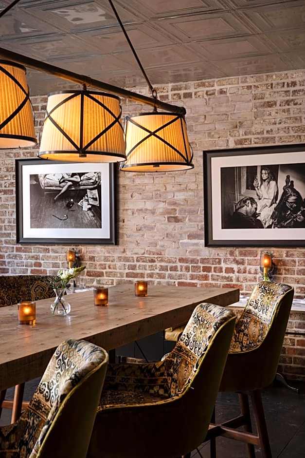 Granada Hotel & Bistro