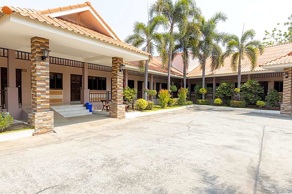 Manee Sangkha Hotel