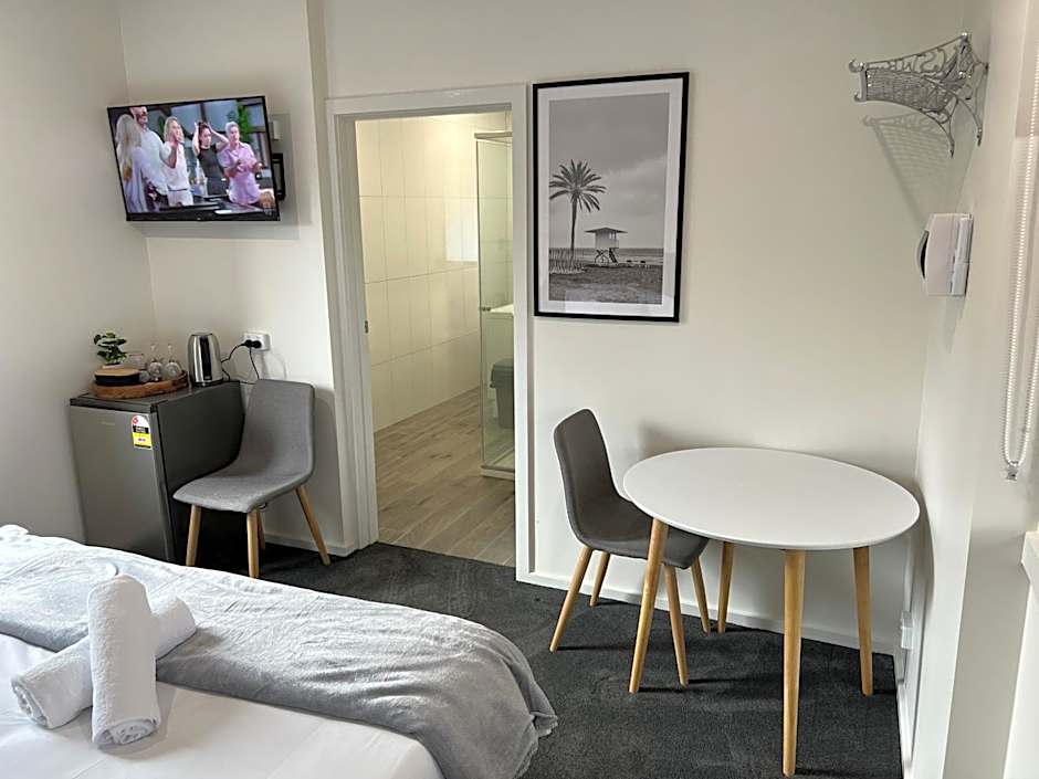 BENDIGO BOTANIC MOTEL- King Beds