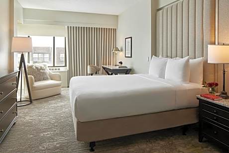 Queen Room - Disability Access