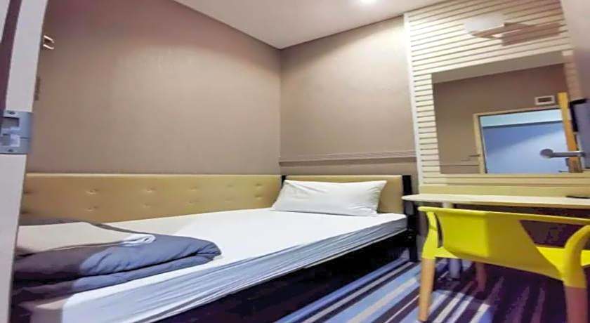 Capital O 75451 Podstel Hostel Bangkok 