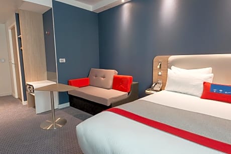 Standard Double Room with Two Sofa Beds and Extra Space - Top Floor