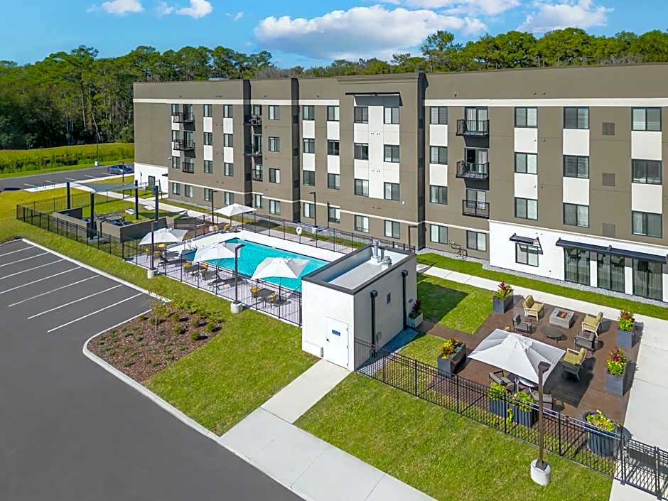 WaterWalk Extended Stay by Wyndham Jacksonville Deerwood Pk