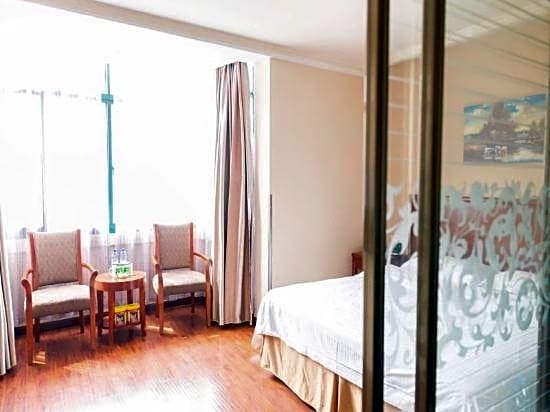 GreenTree Inn Kunshan High Speed Rail Station Hengshan Road Express Hotel