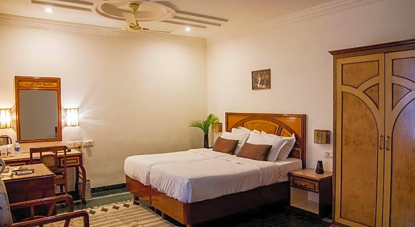 Ranthambhor Regency Hotel