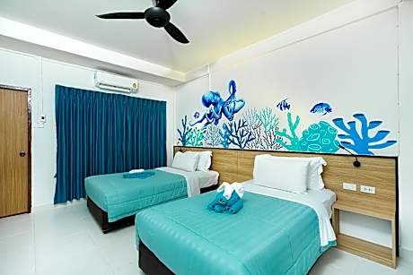 Superior City View Twin Room