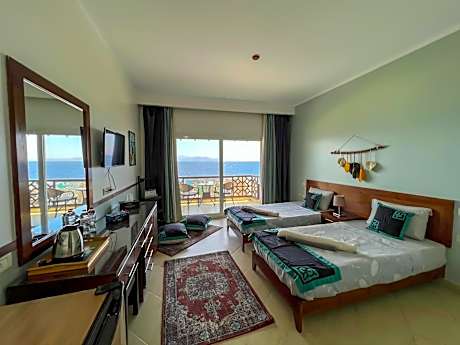 Standard Room with Sea View