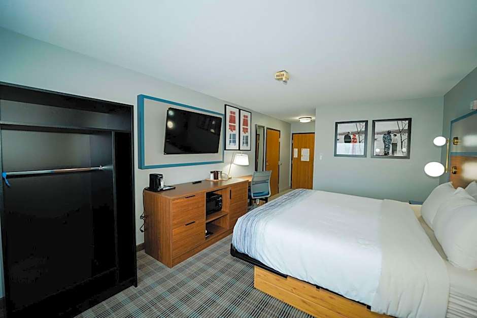 AmericInn by Wyndham Tomahawk