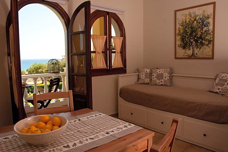 Amboula Beach Apartments