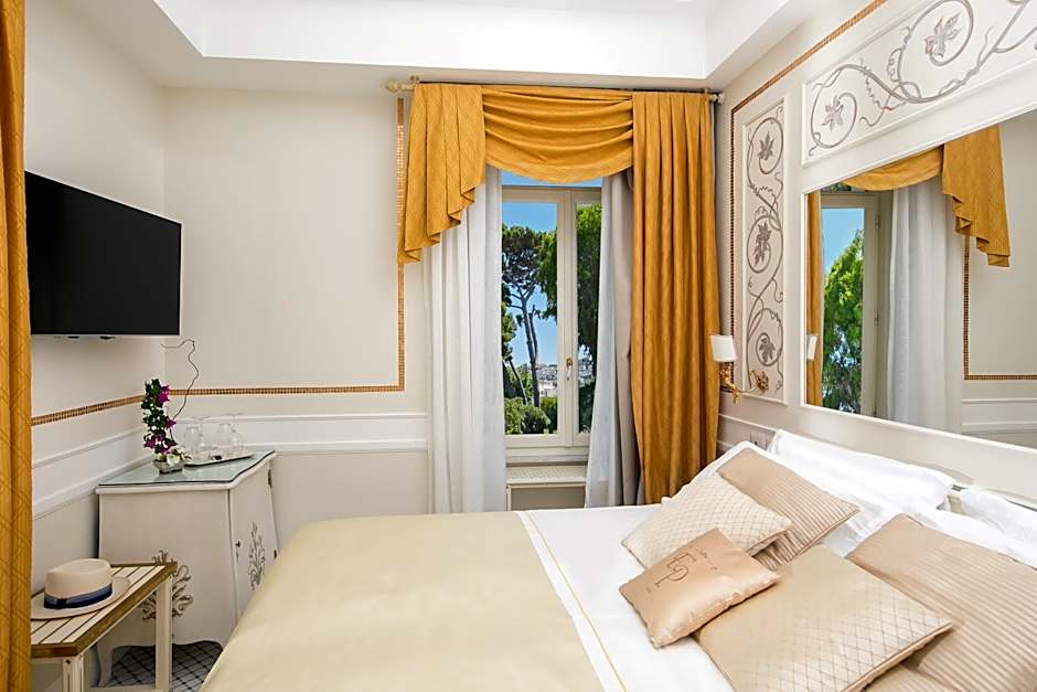 Luxury Villa Excelsior Parco