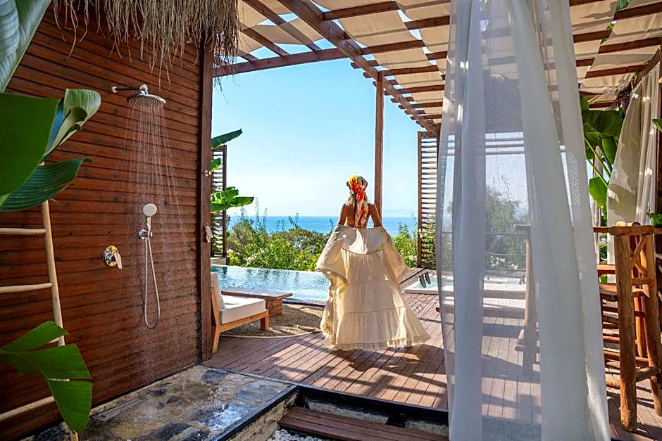 Lov Faralya Adults Only 16