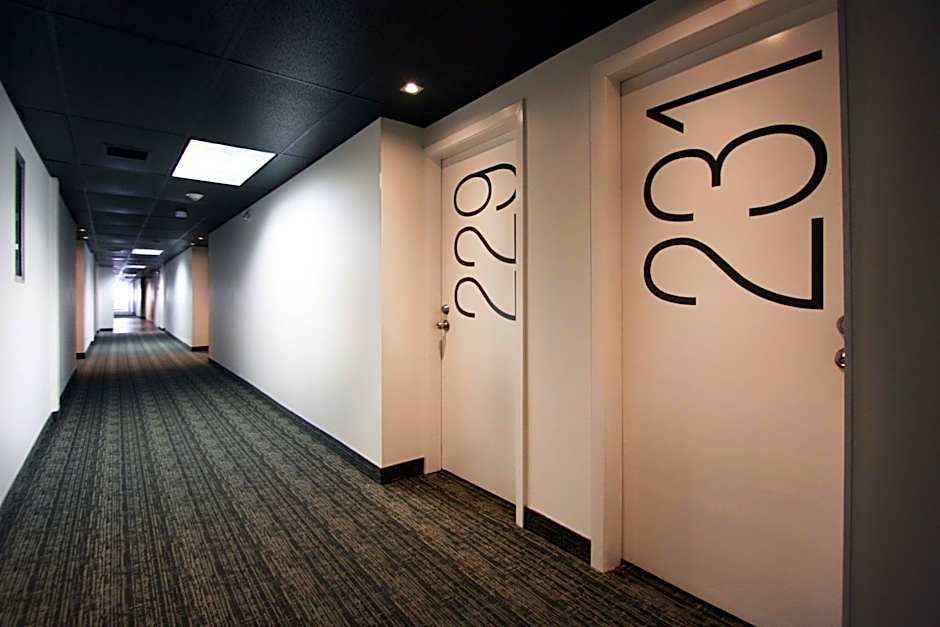 B my Hotel