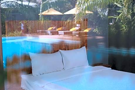 Pool Access Twin Room