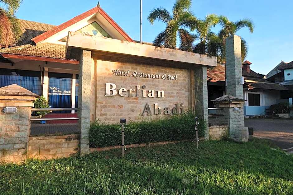 Berlian Abadi Hotel by Sinergi