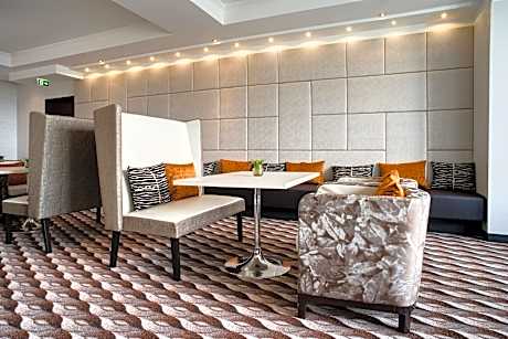 Suite, 1 Bedroom (1 King Bed)