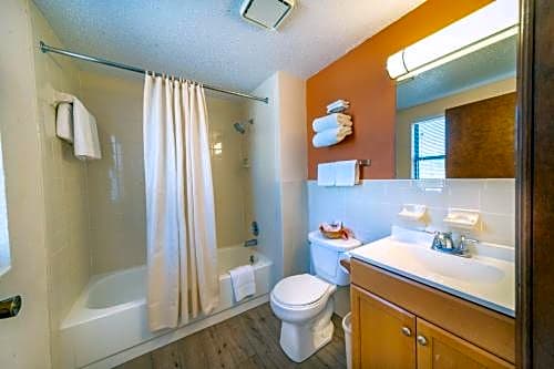 Photo 1 of 9 of Suite with King Bed