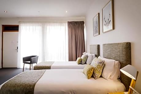 Superior King or Twin