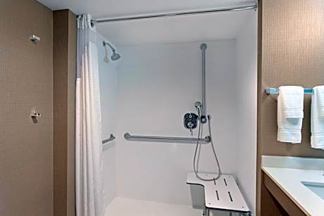 Double Room - Disability Access/Roll-In Shower