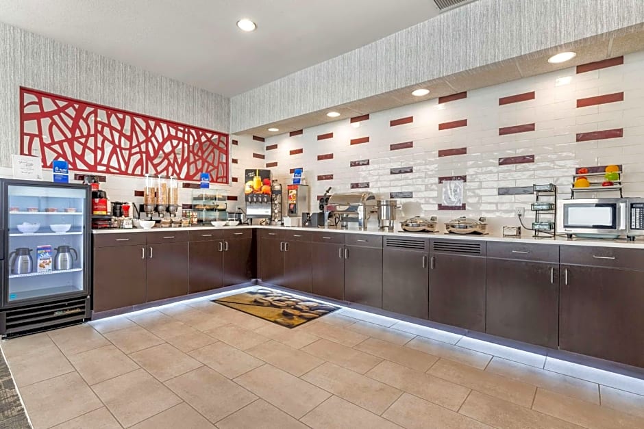 Best Western Plus Castlerock Inn & Suites