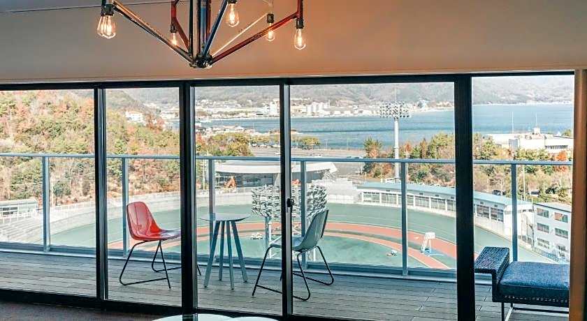 SETOUCHI KEIRIN HOTEL 10 by Onko Chishin