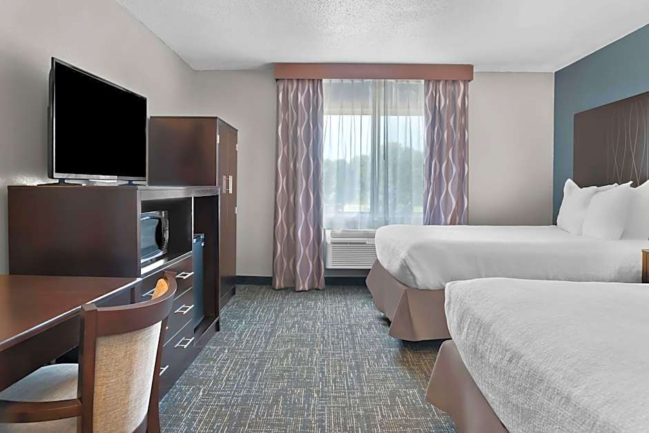 Best Western PLUS Flint Airport Inn & Suites