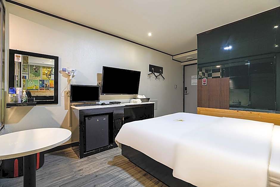Secret Hotel Paju