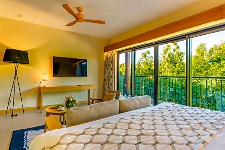 SUPERIOR ROOM - FOREST FACING