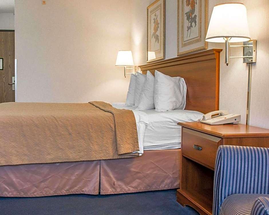 Quality Inn Hudsonville South