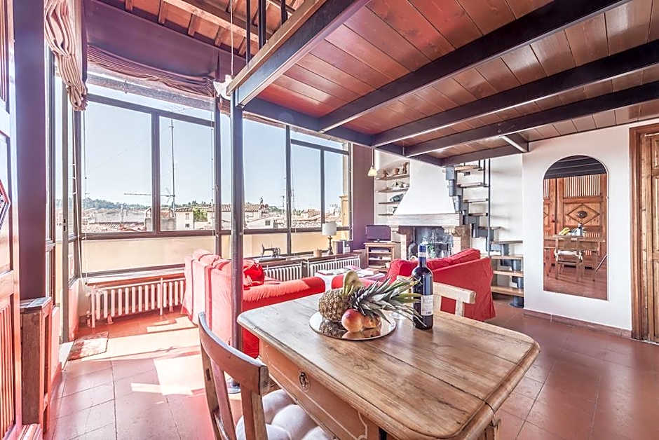 1200 Torre Donati Apartments