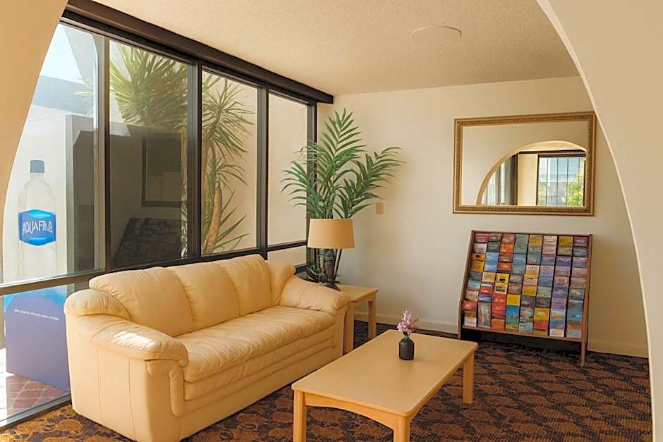 Granada Inn