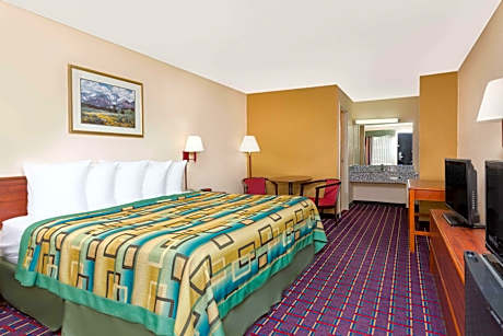 Double Room with Two Double Beds - Non-Smoking