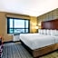 Comfort Inn & Suites Logan International Airport