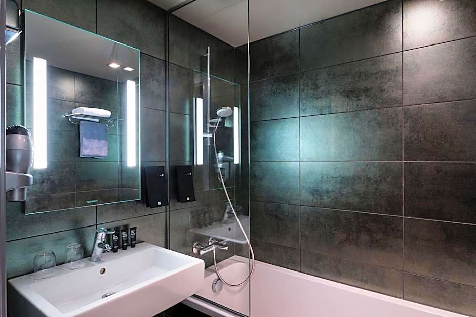 Home Hotel Folketeateret