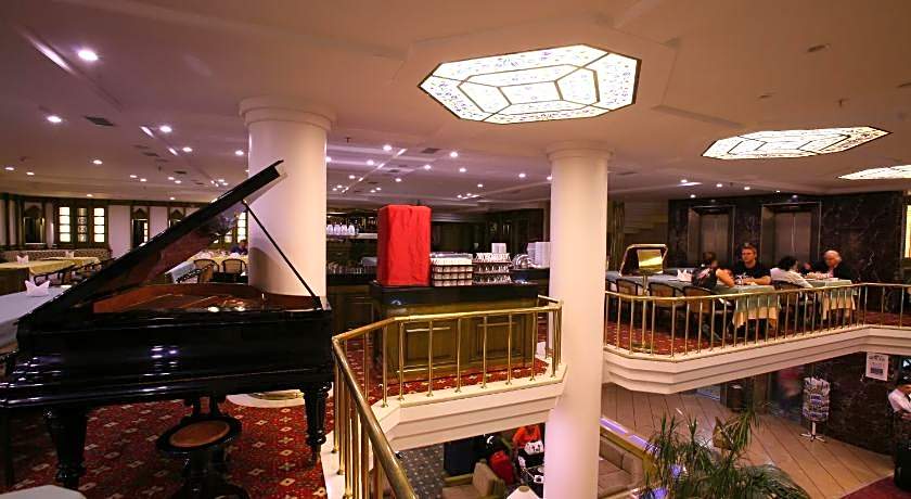 Istanbul Royal Hotel