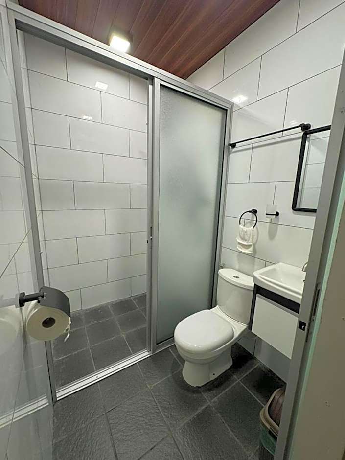 Sukau Greenview Lodge