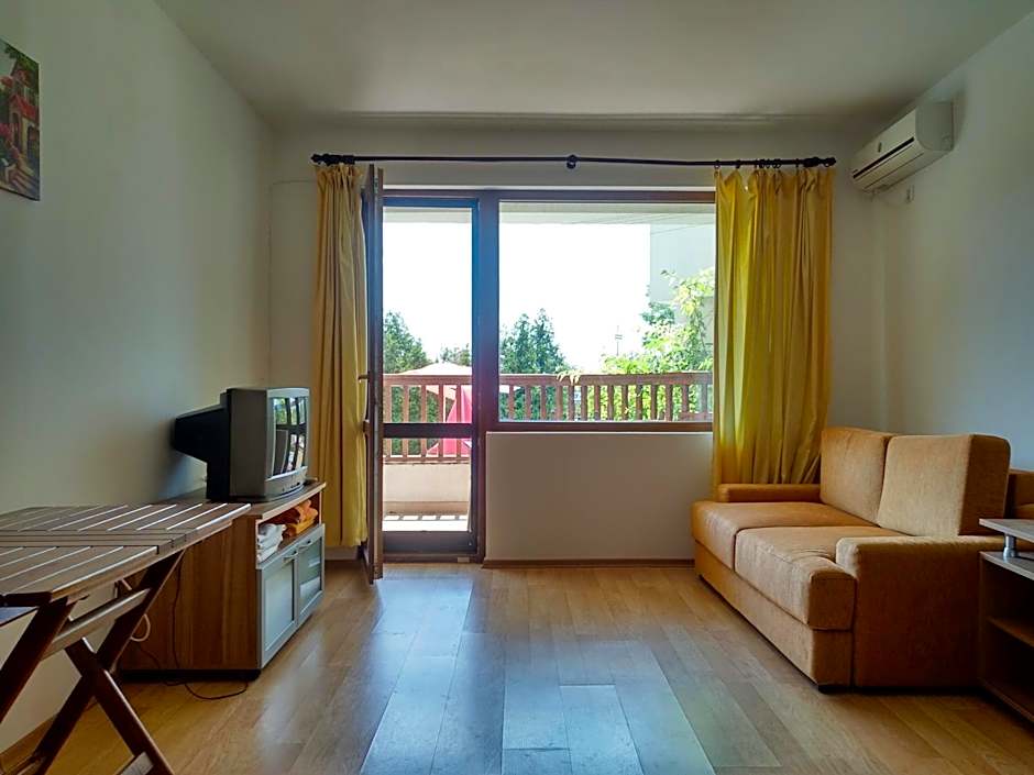 Photo 1 of 5 of Maisonette