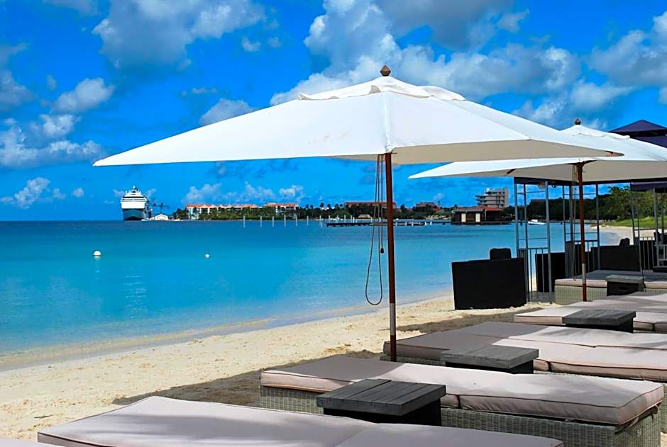 voco Surfside Aruba by IHG