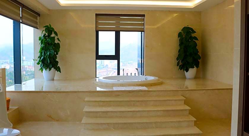 Muong Thanh Luxury Son La Hotel