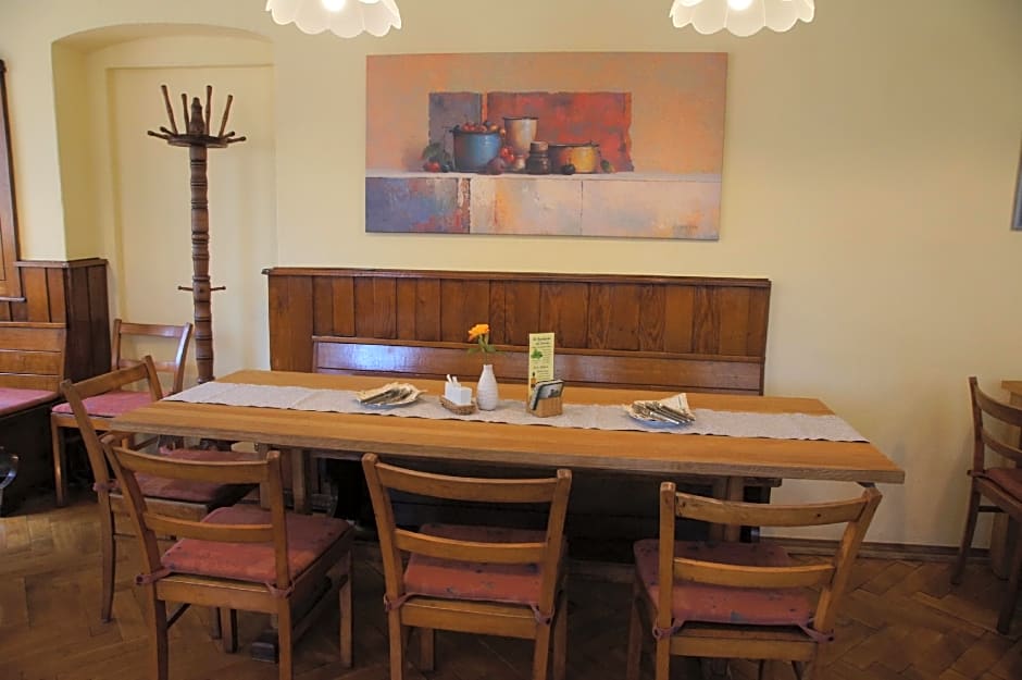 Landgasthaus Müllers Gasthof                                            